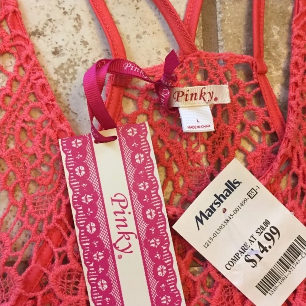 NWT - crochet tank top - Picture 4 of 4